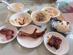 -正一涵老味道名小吃(广汉总店)