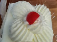 -红宝石·鲜奶小方·海派西点房(南丹店)