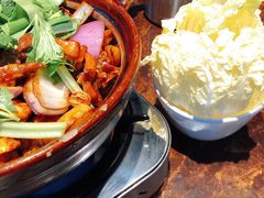 -胡须佬鸡煲四季火锅(海雅缤纷城店)