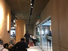 -麦当劳(中山公园龙之梦店)