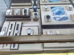 -鑫羽黄金首饰奢侈品回收鉴定