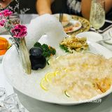 堂灼雪花牛肉牛肉纹理分明 涮几秒钟 就可以入口了