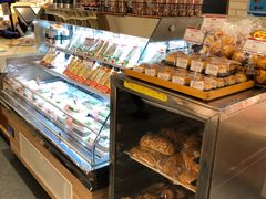 面包甜点陈列柜-山崎面包(静安久光店)