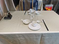 餐具摆设-好兄弟郭巨海鲜(天一阁店)