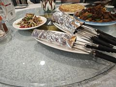-汗腾格里·风味餐厅(新疆驻京办店)