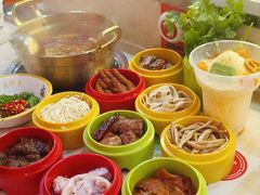 -卤小弄热卤转转小火锅