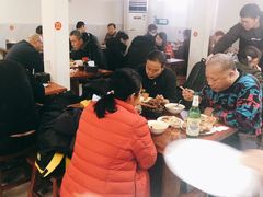 大堂-宝瑞门钉肉饼店
