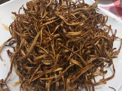 油淋茶树菇-抚顺美食·老上海味道
