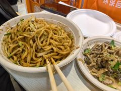 -黑八私房老北京炸酱面