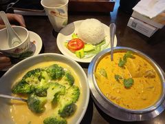 -大头虾越式风味餐厅(光明广场店)