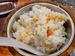 土豆焖饭-滇香肴·云南菜蒸汽石锅鱼(云南北路店)