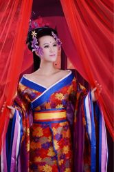 -盘子女人坊生日照·摄影馆(华强店)