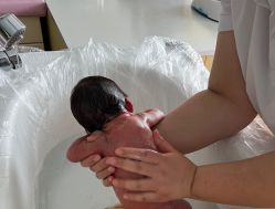 -菁幼月子会所(儿童医院店)