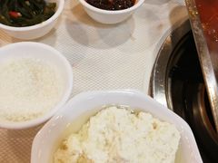 -渝君重庆火锅(嘉宾路店)
