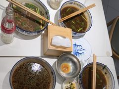 -镇南锅盖面馆(解放路店)