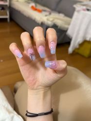 -爱美睫美甲会馆