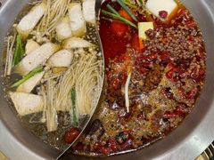 -沸炉重庆老火锅(军事博物馆店)