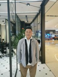 -HAIR CORNER