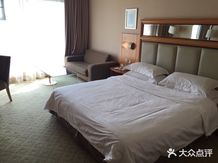 武汉五月花大酒店(武昌火车站中南路地铁站店)图片