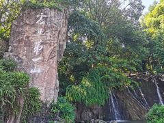 -峨眉山报国寺