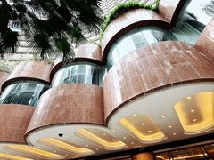 -深圳富苑皇冠假日套房酒店