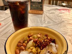 刮凉粉-东排食堂长沙小吃大排档(五一广场店)