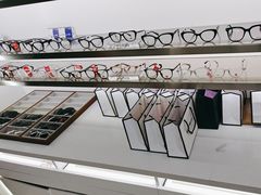 -视野联行眼镜·蔡司·尼康战略合作店(城西银泰店)