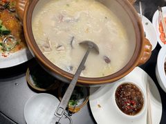 -忆江南·临江鱼馆