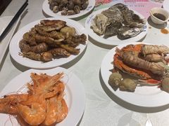 -四海一家自助餐(益田假日广场店)