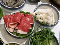 -烹然四季椰子鸡火锅(姚家园万象汇店)