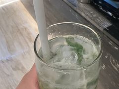 -东方红海鲜百汇(国际大厦店)