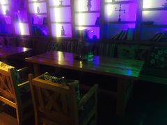 -月亮眼花园餐厅书吧酒吧