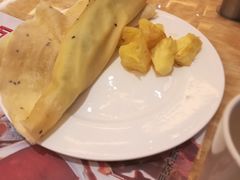 -舜耕山庄四时万和自助餐厅