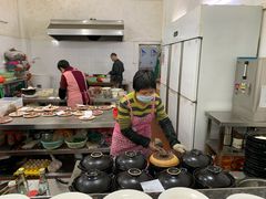 -容里煲仔饭(利丰北路店)