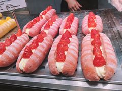 乳酪草莓包-LELECHA乐乐茶(美罗城店)