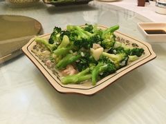 -钟掌勺忘不了地道湘菜(新天地假日广场店)