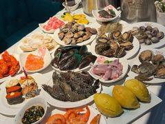 -领鲜活海鲜榴莲自助火锅(东门店)