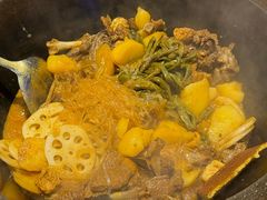 -山河屯铁锅炖·非遗东北菜(西乡店)