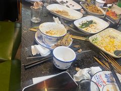 自助取餐区-老何太太鹤岗小串·团建聚餐(龙华店)