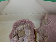 -顶东面包花园·生日蛋糕(世博店)