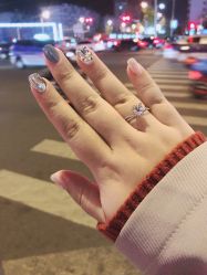 -威德钻石-克拉钻大本营(南京东路店)