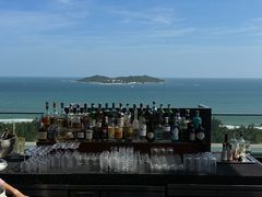 -瑰丽酒店·海吧·天际下午茶·现场DJ·天台酒吧
