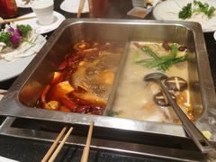 -百年川椒重庆老火锅(光谷店)