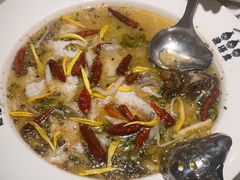 -渔语鱼酸菜鱼新川菜(来福士店)