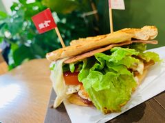 -Catch Bagel(芳草地店)