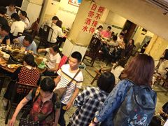 等位区-邓莽子老火锅(鲁祖庙店)