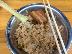 -梁阿婆廿年老牌扣肉糯米饭