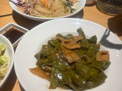 -关东小磨东北菜(上海长风大悦城店)
