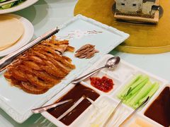 -蓝海国际大饭店·蓝钻自助百汇(兰山店)