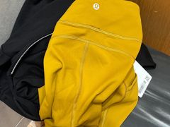 -lululemon(比斯特购物村店)